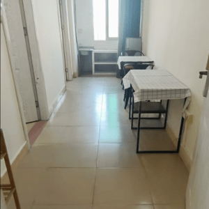 2030七楼阳台两室一厅电梯新和二区