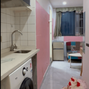 2250三楼两室一厅电梯新和东 (复制)