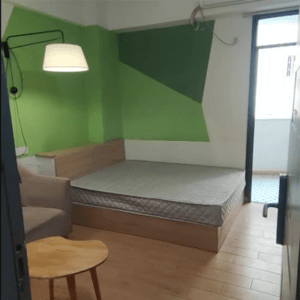 1480三楼阳台单间电梯新和一区