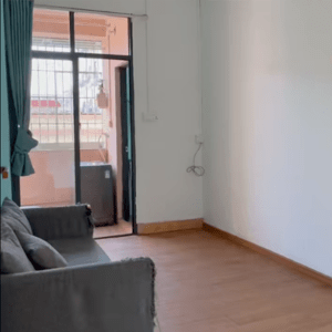 1880四楼阳台一室一厅新和一区 (复制)